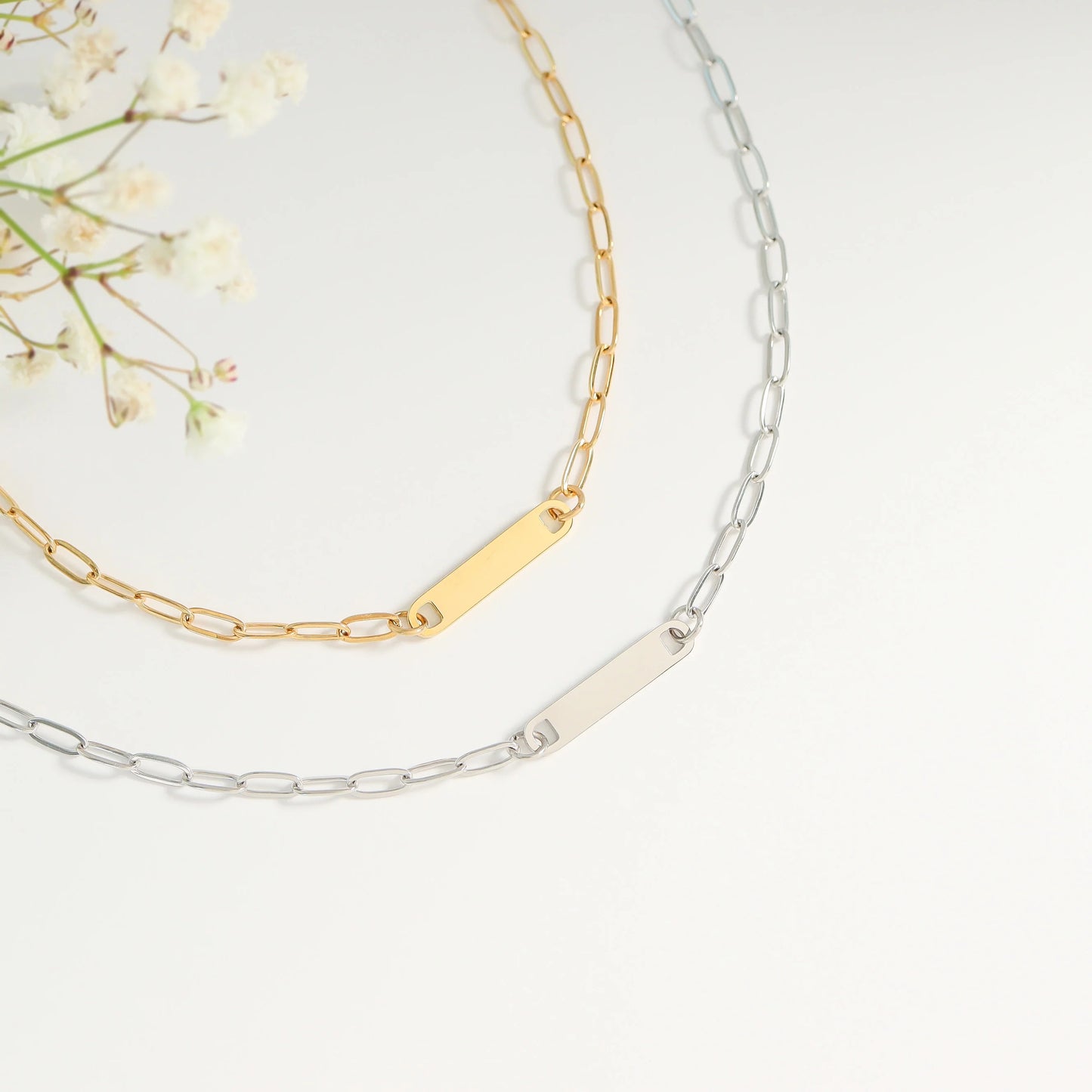 2.5 mm Paperclip Bar Necklace