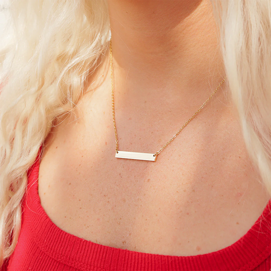 Collar de acero inoxidable con barra pulida 